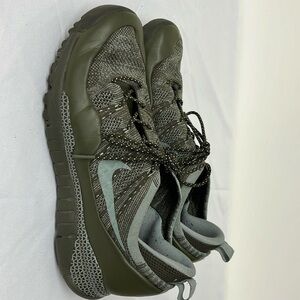 Nike Lupinek Flyknit